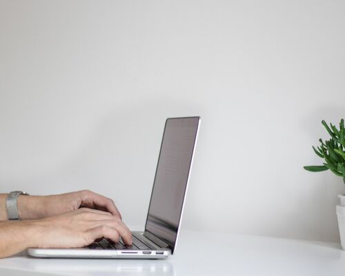 business-2178566_1280